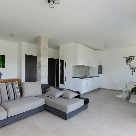Apartamento Romance Pinezići